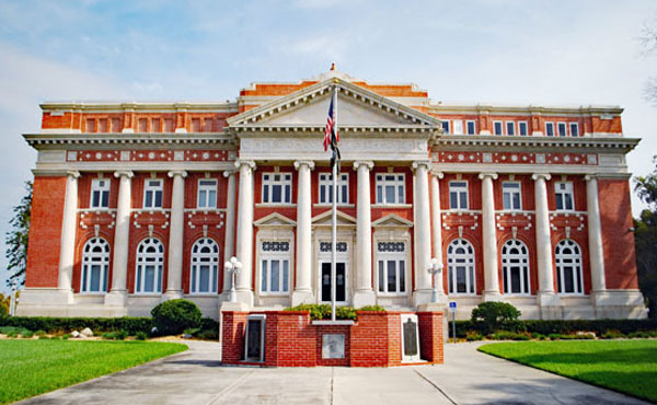 Desoto County Courthouse